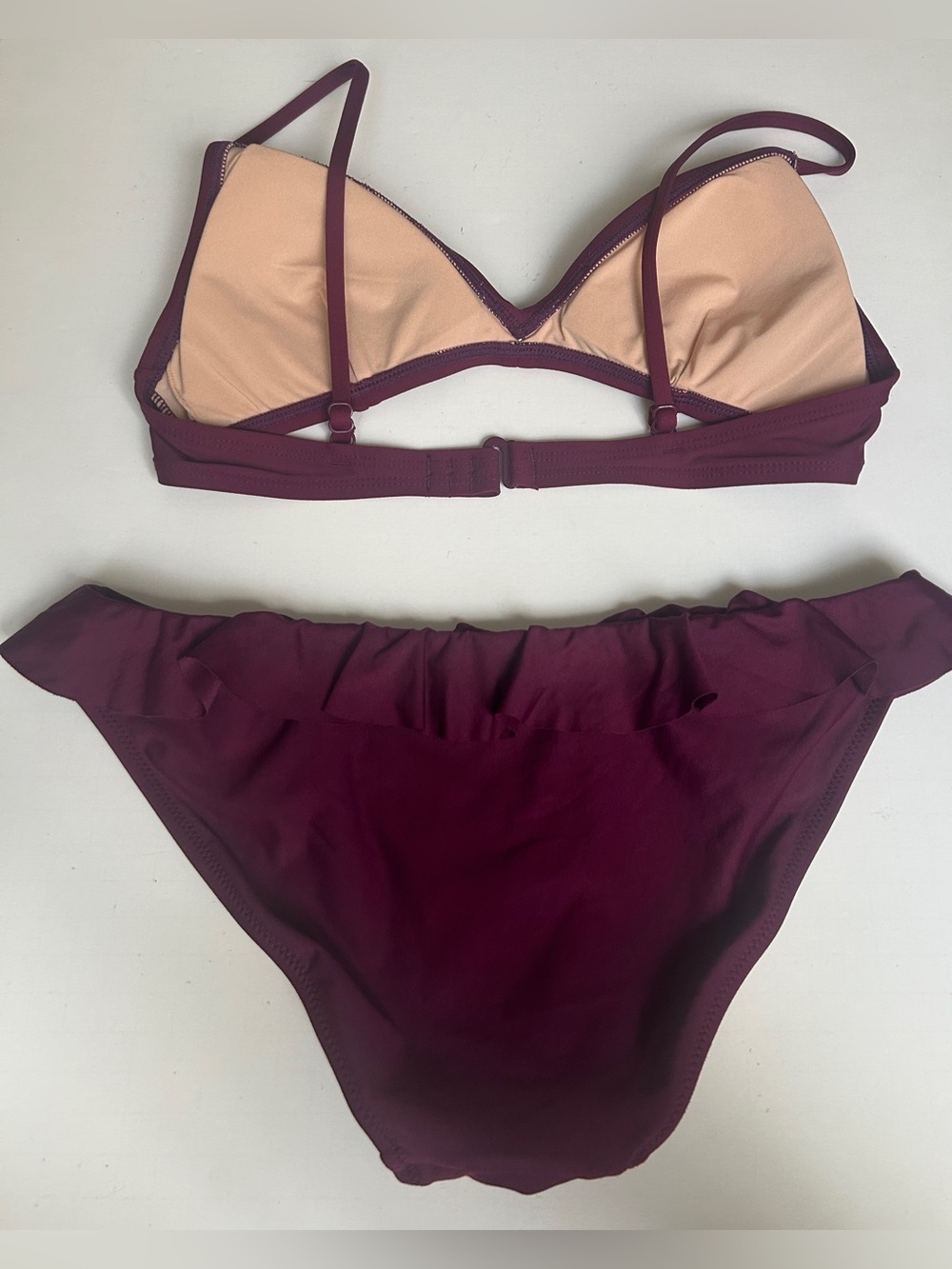 Women’s Ruffle Bikini Set - Picture 2 of 7